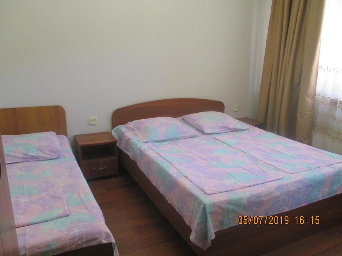 Guest House У Маргариты Gagra Exterior photo