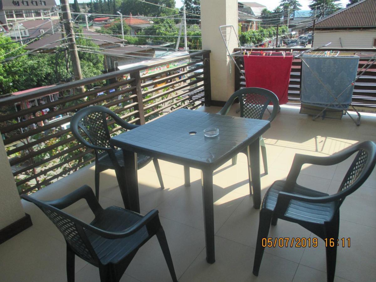 Guest House У Маргариты Gagra Exterior photo