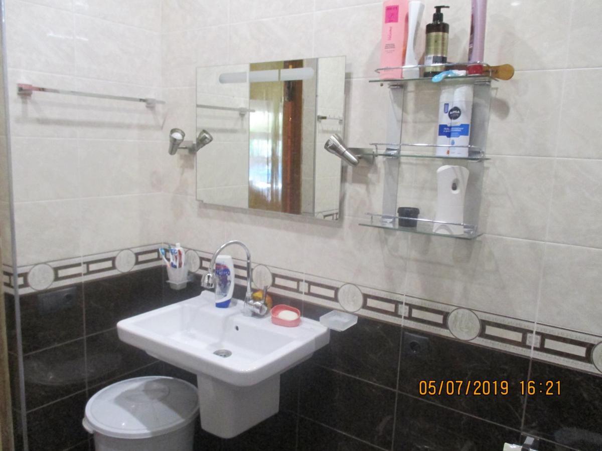 Guest House У Маргариты Gagra Exterior photo