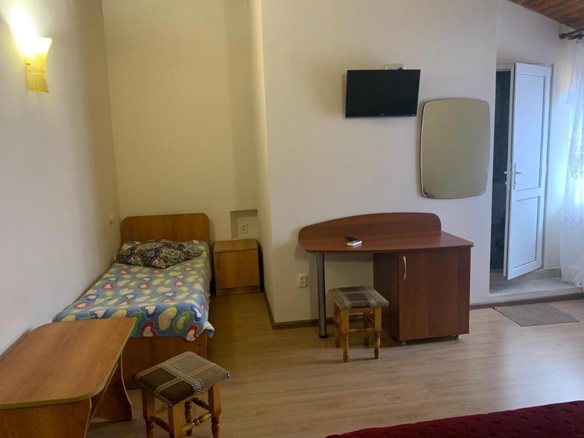 Guest House У Маргариты Gagra Exterior photo